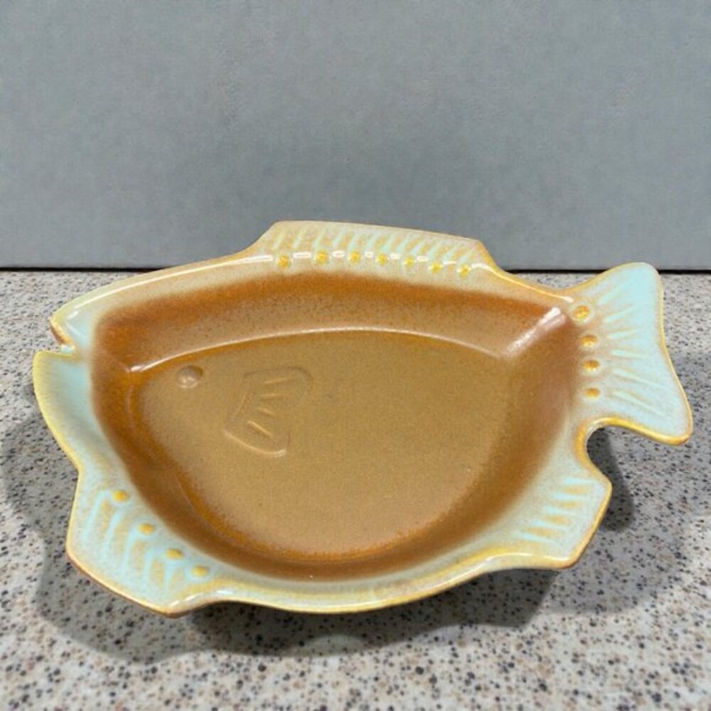 Vintage Hand Made Pottery Fish Shaped Dish Bowl‎ Container USA Pottery Stoneware